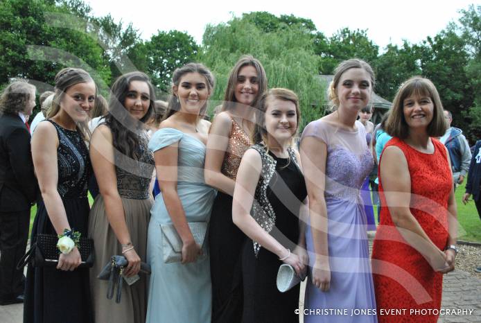 SCHOOL NEWS: Dressed to impress for Buckler’s Mead Academy’s Year 11 Prom