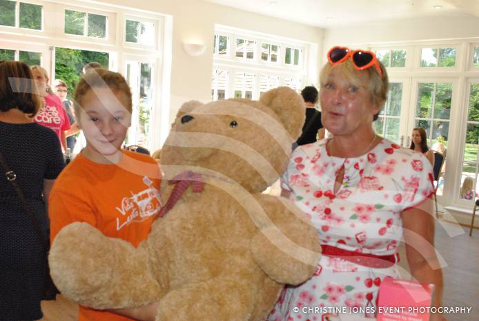 SOUTH SOMERSET NEWS: Raising funds for Breast Cancer Care Photo 2