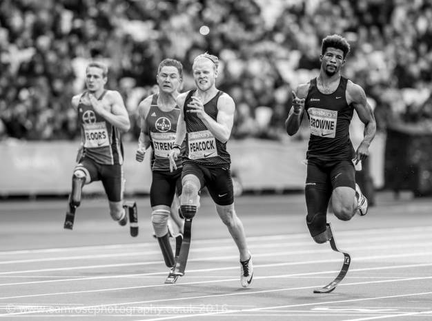 YEOVIL NEWS: Inspirational photos on show at hospital