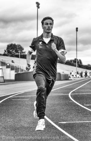 YEOVIL NEWS: Inspirational photos on show at hospital Photo 4