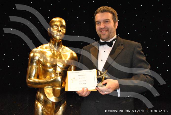 SOUTH SOMERSET NEWS: Golden night of celebration Photo 9