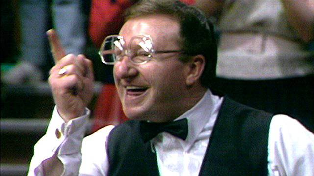 CLUBS AND SOCIETIES: Yeovil Round Table goes snooker loopy with Dennis Taylor Photo 2