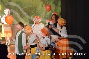 Snow White with Castaways Pt 1A – January 2017: The Castaway Theatre Group performed Snow White at Westfield Academy in Yeovil from January 26-28, 2017. Here are pictures involving Team Snow. Photo 10