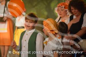 Snow White with Castaways Pt 2A – January 2017: The Castaway Theatre Group performed Snow White at Westfield Academy in Yeovil from January 26-28, 2017. Here are pictures involving Team Snow. Photo 6