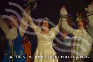 Snow White with Castaways Pt 12A – January 2017: The Castaway Theatre Group performed Snow White at Westfield Academy in Yeovil from January 26-28, 2017. Here are pictures involving Team Snow. Photo 21