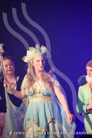 Snow White with Castaways Pt 12A – January 2017: The Castaway Theatre Group performed Snow White at Westfield Academy in Yeovil from January 26-28, 2017. Here are pictures involving Team Snow. Photo 3