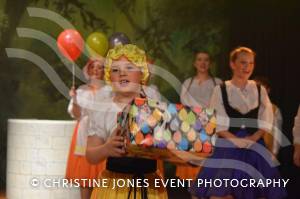 Snow White with Castaways Pt 1B – January 2017: The Castaway Theatre Group performed Snow White at Westfield Academy in Yeovil from January 26-28, 2017. Here are pictures involving Team White. Photo 21