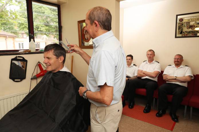 YEOVILTON LIFE: Richard hangs up his clippers after 38 years and 152,000 haircuts Photo 1