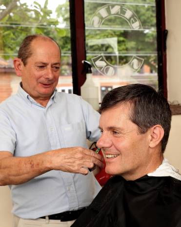 YEOVILTON LIFE: Richard hangs up his clippers after 38 years and 152,000 haircuts Photo 2