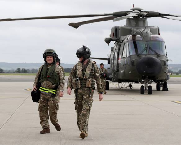 YEOVILTON LIFE: Emotional homecoming for helicopter crews Photo 3