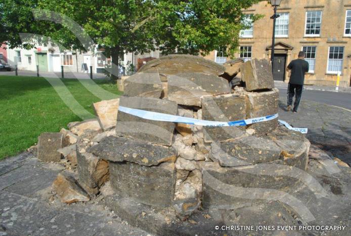 SOUTH SOMERSET NEWS: Historic Market Cross is toppled in crash Photo 1