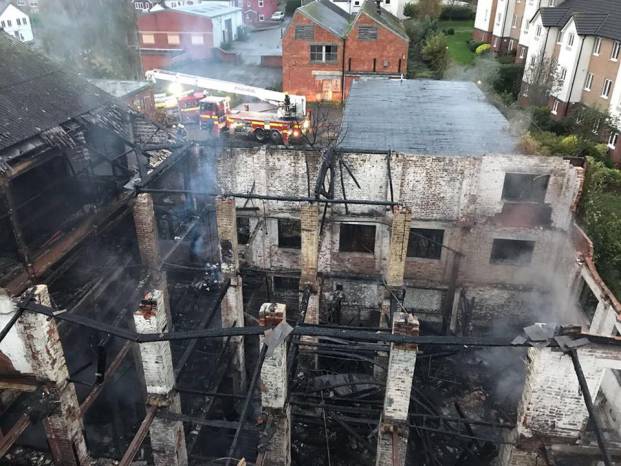 YEOVIL NEWS: Large fire at derelict building in Sherborne Road