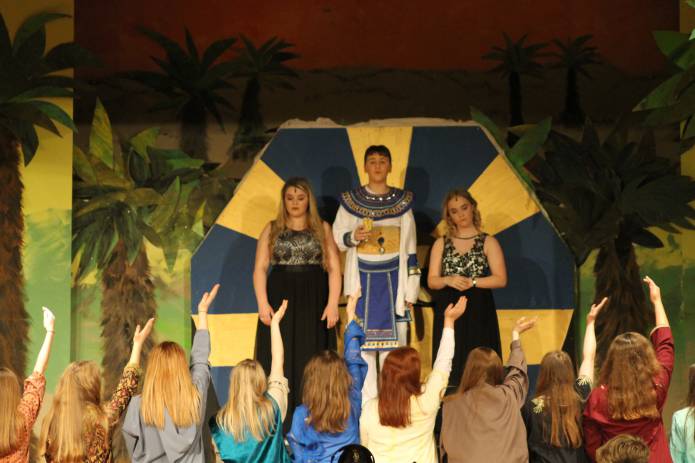 SCHOOL NEWS: Amazing Preston show wows the audience with Joseph musical Photo 22