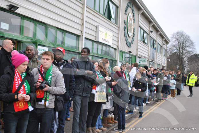 GLOVERS NEWS: Did we catch you on camera the last time Yeovil Town played Man Utd? Photo 4