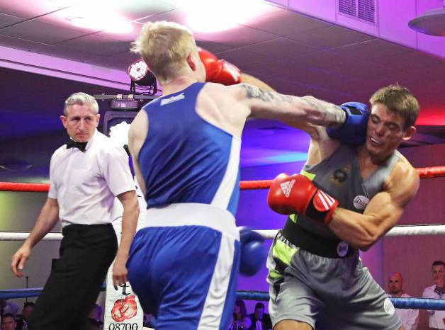 YEOVILTON LIFE: Boxing packs a punch for charity Photo 6
