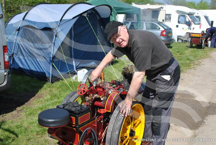 LEISURE: Abbey Hill Steam Rally basks in the sunshine Photo 9