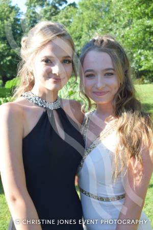 Wadham School Yr 11 Prom – June 26, 2018: Year 11 students at Wadham School in Crewkerne celebrated their end-of-school prom in traditional style at Haslebury Mill. Photo 11