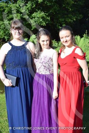 Wadham School Yr 11 Prom – June 26, 2018: Year 11 students at Wadham School in Crewkerne celebrated their end-of-school prom in traditional style at Haslebury Mill. Photo 12