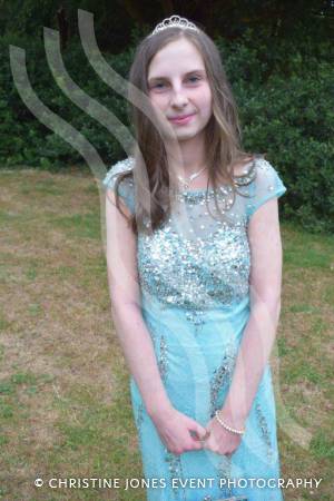 Stanchester Academy Pt 1 Year 11 Prom – July 12, 2018: Students from Stanchester Academy enjoyed the traditional end-of-school Year 11 Prom at Dillington House near Ilminster. Photo 18