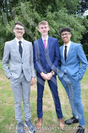 Stanchester Academy Pt 1 Year 11 Prom – July 12, 2018: Students from Stanchester Academy enjoyed the traditional end-of-school Year 11 Prom at Dillington House near Ilminster. Photo 8