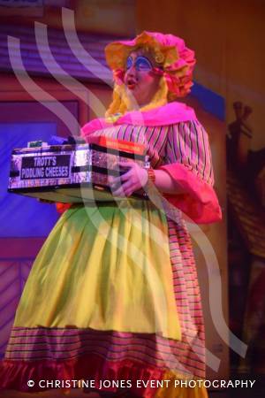 YAPS and Jack and the Beanstalk – Part 2: Yeovil Amateur Pantomime Society brought panto magic to the Octagon Theatre in Yeovil from January 22-26, 2019. Photo 11