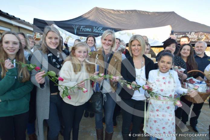 YEOVIL AREA NEWS: Cold feet weather is perfect for Cold Feet actor to open new Pop-Up Eco Supermarket Photo 2