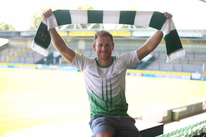 GLOVERS NEWS: Defender Gary Warren leaves Yeovil Town