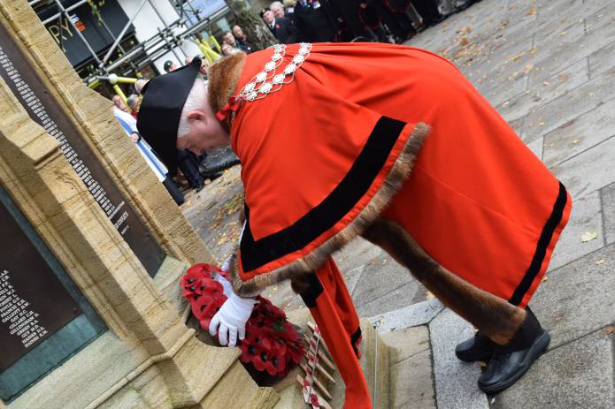 YEOVIL NEWS: Doing nothing to honour our war dead is not an option says Mayor