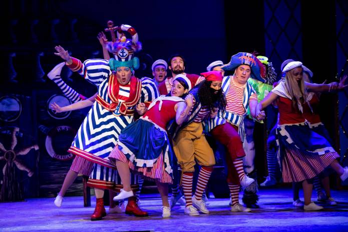 YEOVIL NEWS: Evolution never fails to disappoint with panto magic at the Octagon Photo 4