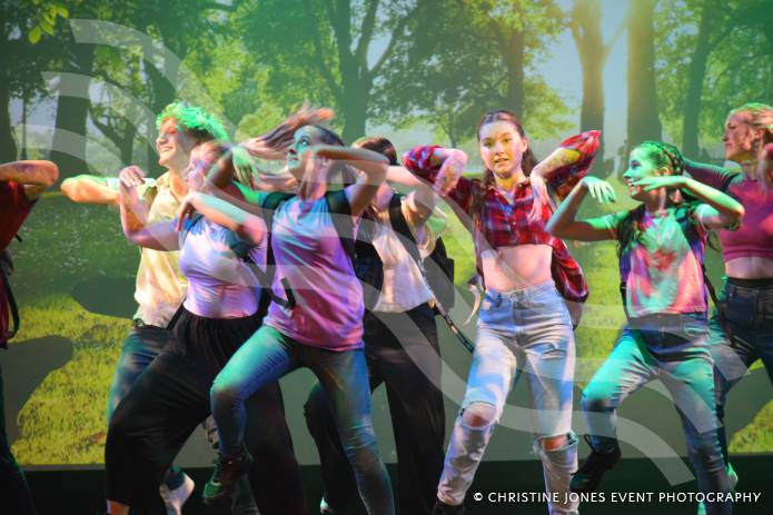 YEOVIL NEWS: Growing Pains brought dance alive and left me transfixed by its creativity Photo 4