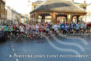 They're off - the start of the Ilminster Lions 10k on November 4, 2012