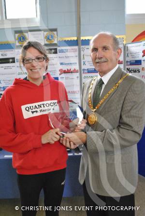 Women's race winner Kim Hill with the Mayor of Ilminster, Cllr Roger Swann