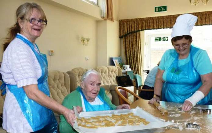 SOUTH SOMERSET NEWS: Easter time at Vaughan Lee House