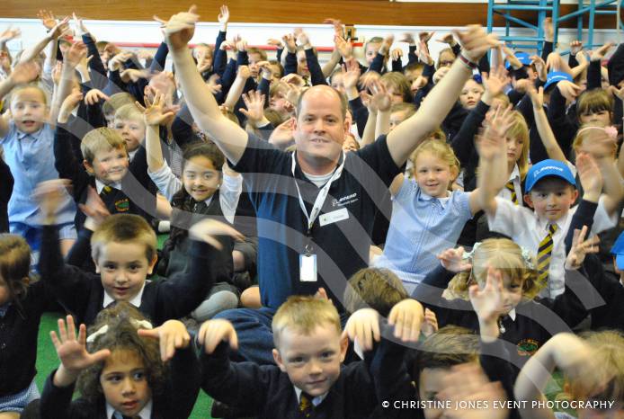 YEOVIL NEWS: Planting trees for World Earth Day at Preston Primary