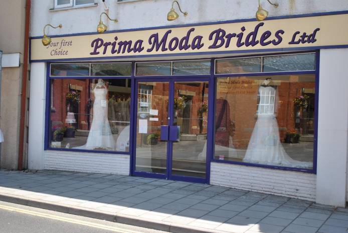 SUMMER WEDDINGS 2014: Exclusive gown preview at Prima Moda Brides