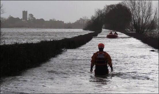 SOMERSET NEWS: Fighting back against the floods