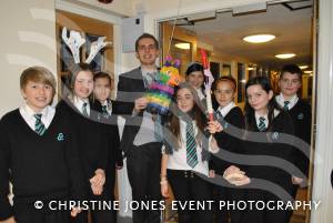 Xmas Shopping Night at Stanchester - Nov 29, 2012: Will Broad and students. Photo 13