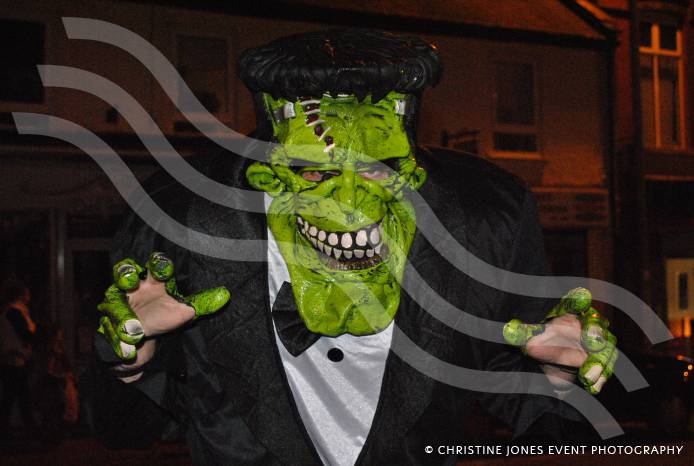 SOUTH SOMERSET NEWS: Spooky fun in Chard town centre for Hallowe’en!