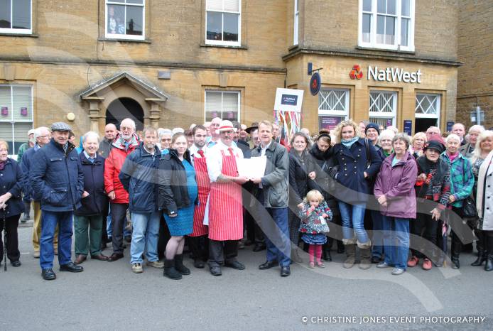 SOUTH SOMERSET NEWS: Opposition mounts to NatWest branch closure