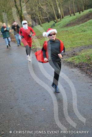 Santa Dash in Yeovil - Dec 16, 2012: Photo 39