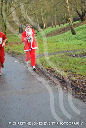 Santa Dash in Yeovil - Dec 16, 2012: Photo 60