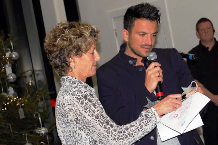 CHRISTMAS 2014: Peter Andre thanks hospital staff