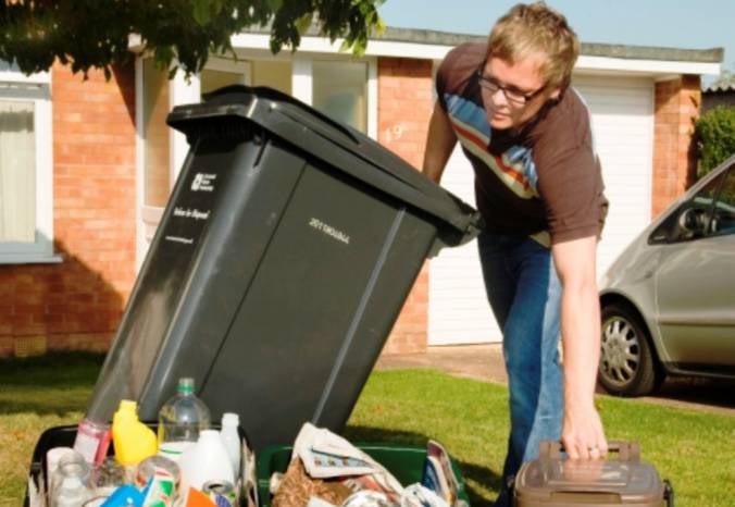 CHRISTMAS 2014: Festive waste collection dates