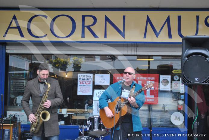 YEOVIL NEWS: 41 years, 3 months and 28 days – farewell Acorn Music!