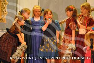 Annie at Broadway Part 3 – May 2015: The youth group of Broadway Amateur Theatrical Society perform Annie at Broadway village hall. Photo 14