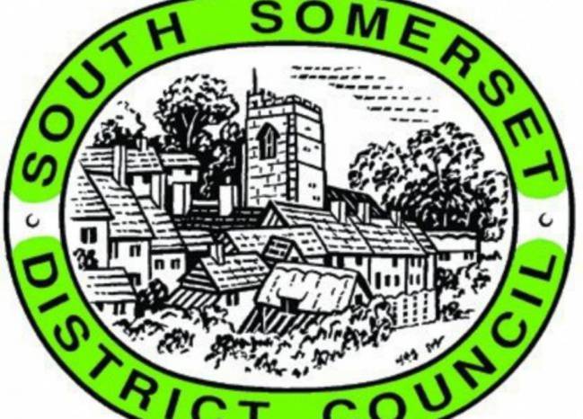 SOUTH SOMERSET NEWS: District council chief exec to head back to East Devon