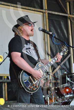 Home Farm Fest 2015 – Day 3 Pt 1 June 7, 2015: The final day of this year’s Home Farm Music Festival at Chilthorne Domer in aid of the Piers Simon Appeal and its School in a Bag initiative. Photo 20