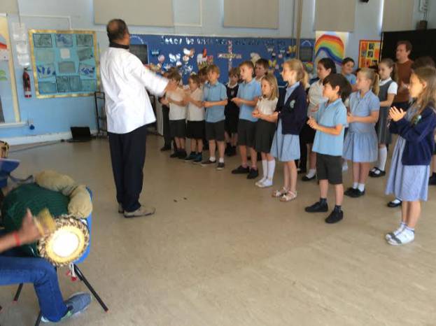 SCHOOLS AND COLLEGES: Kathakali visit for Greenfylde pupils