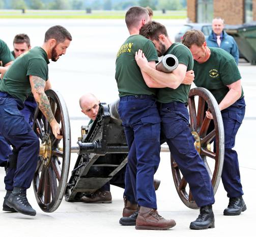 YEOVILTON LIFE: Field gun crew looks to retain title for HMS Heron Photo 2