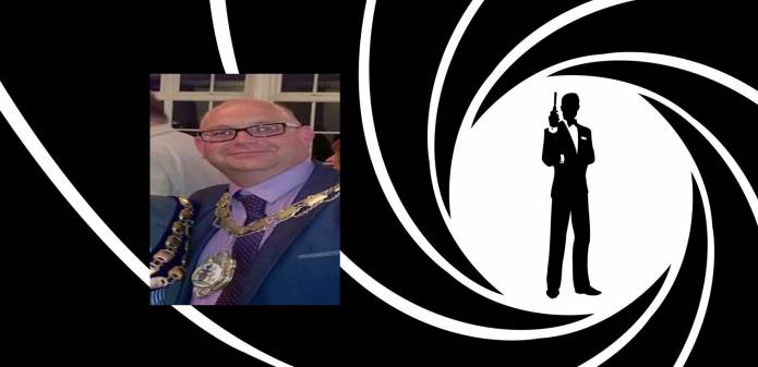 YEOVIL NEWS: Vicar is shaken but not stirred at 007-inspired Mayor’s civic service
